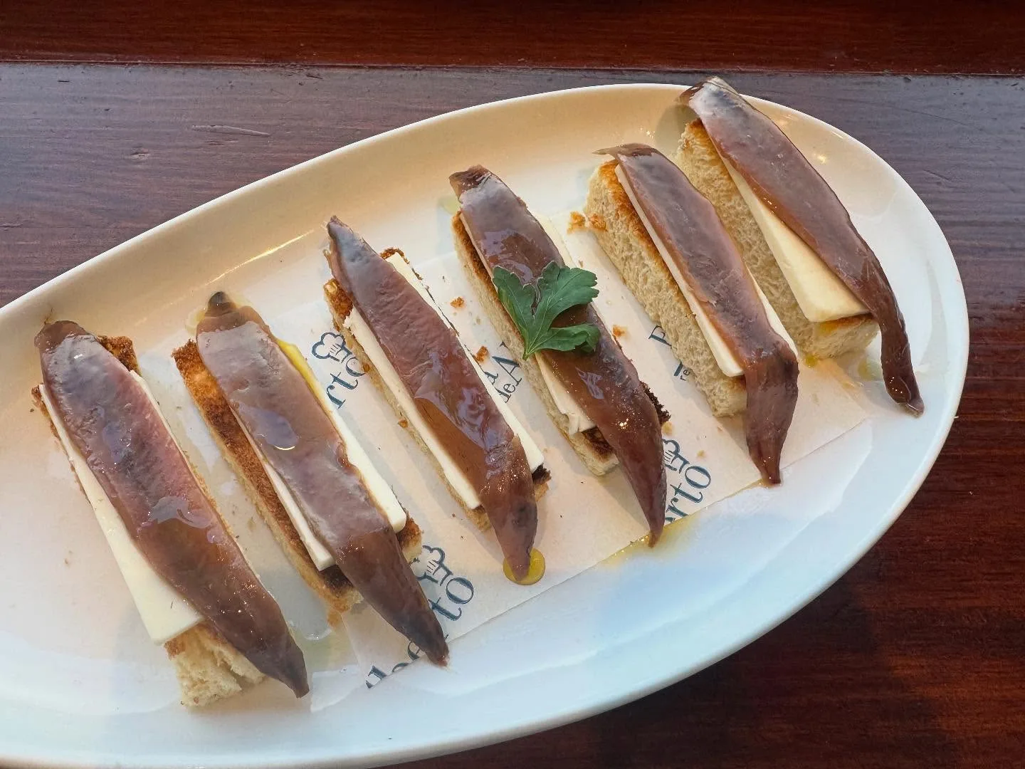 Lomos de anchoas de "Anchoas López" - Restaurante La Fonda de Alberto