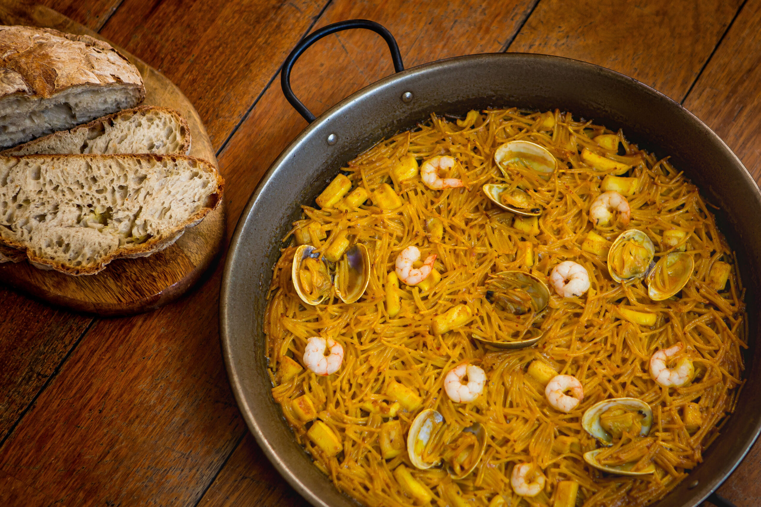 Fideuá - Restaurante La Fonda de Alberto